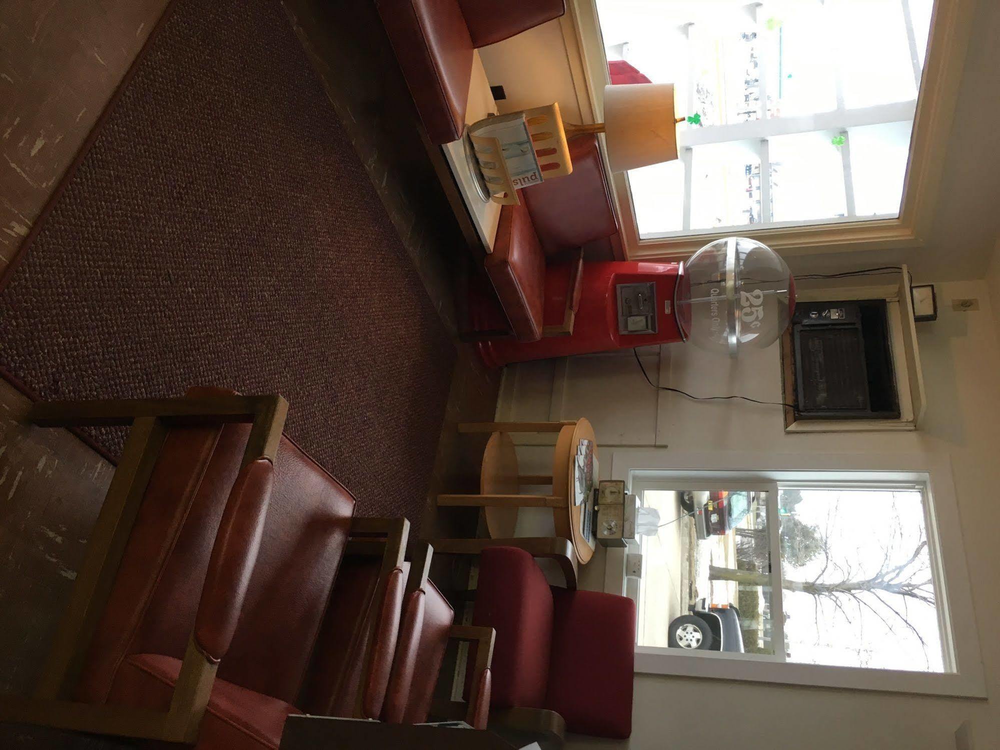Motel 57 스터전 베이 외부 사진