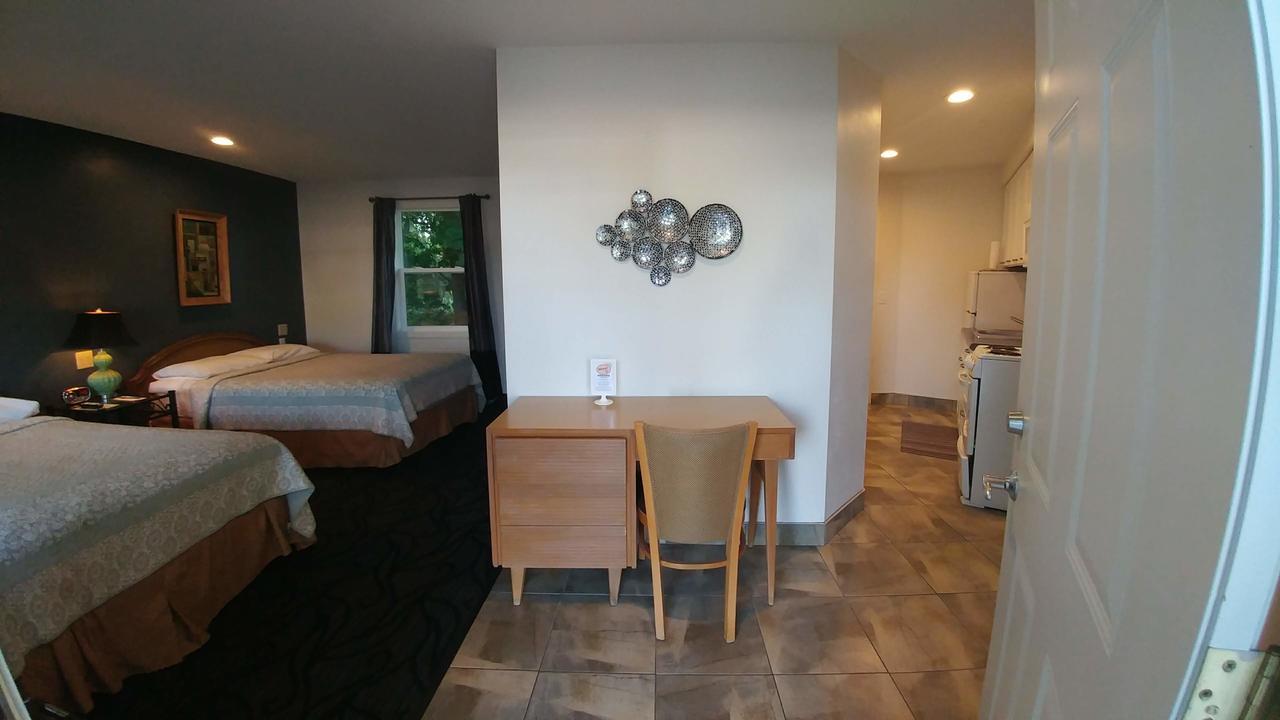 Motel 57 스터전 베이 외부 사진