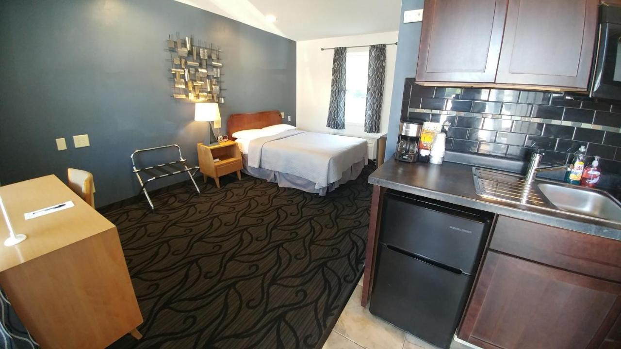 Motel 57 스터전 베이 외부 사진