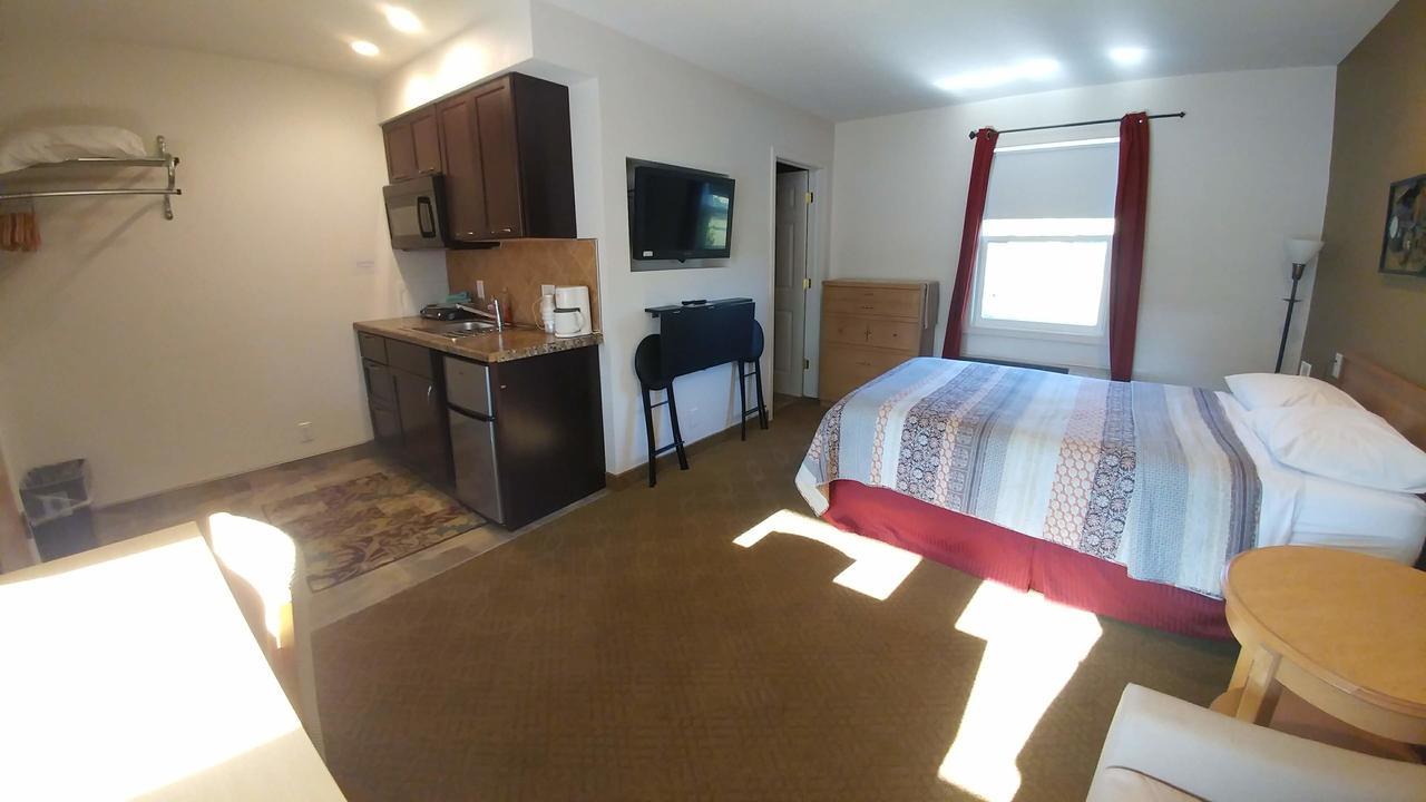 Motel 57 스터전 베이 외부 사진